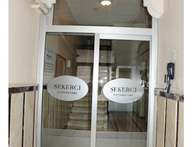 Şekerci Kız Pansiyonu