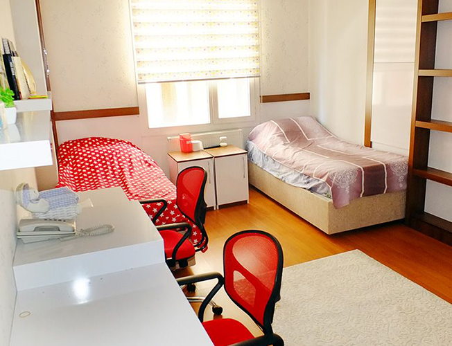 Afyon Akademi Kız Öğrenci Yurdu