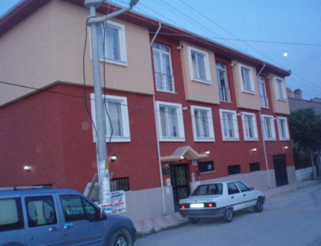 Alp Özkan Erkek Öğrenci Apartı