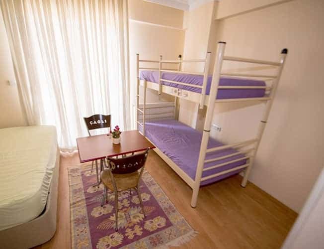 İzmir Özel Çağlı Kız Öğrenci Yurdu