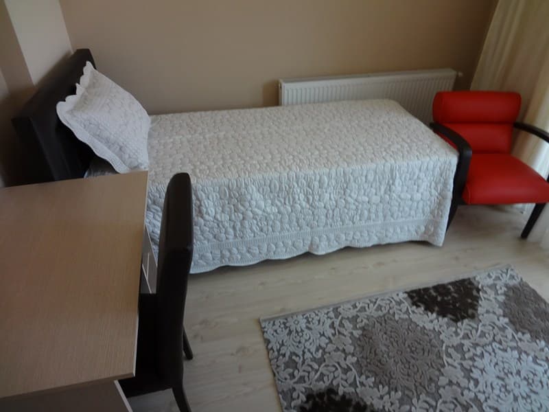 Muğla Gölcük Kız Apt.