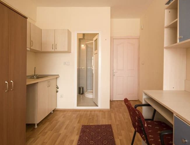 Kadıköy Özyuvam Kız Öğrenci Apartı