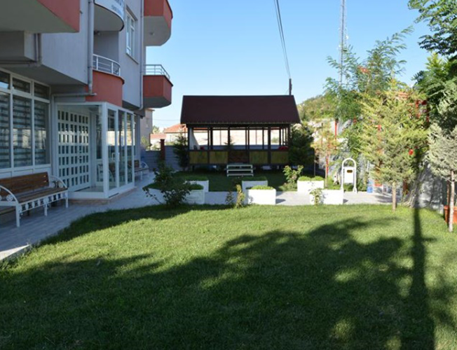 Karapınar Özel Barutçular Yükseköğrenim Kız Öğrenci Yurdu