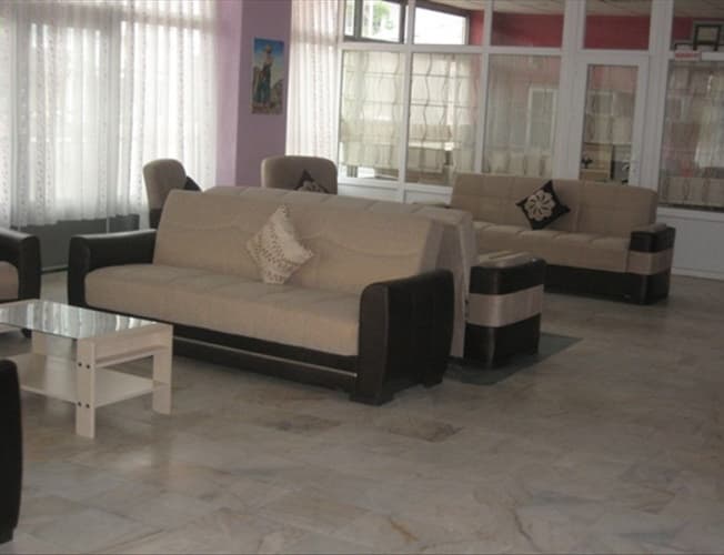 Özer Kız Pansiyonu