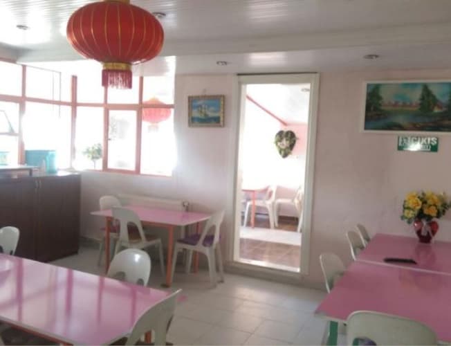 Şeker Kız Pansiyonları