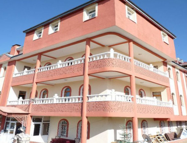 Seray Kız Öğrenci Apartı