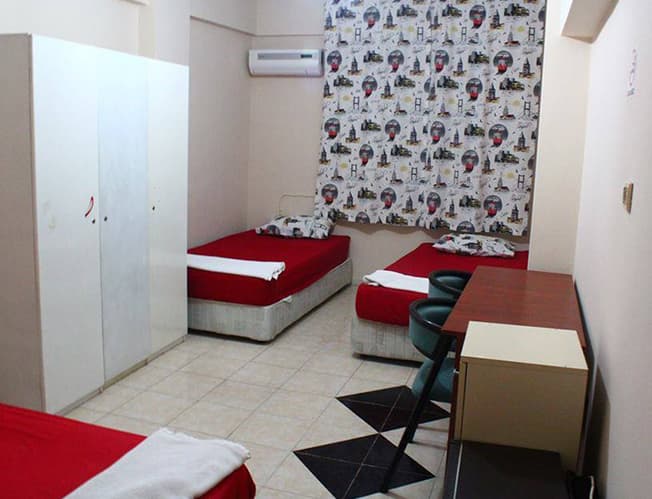 Yakamoz Erkek Öğrenci Yurdu